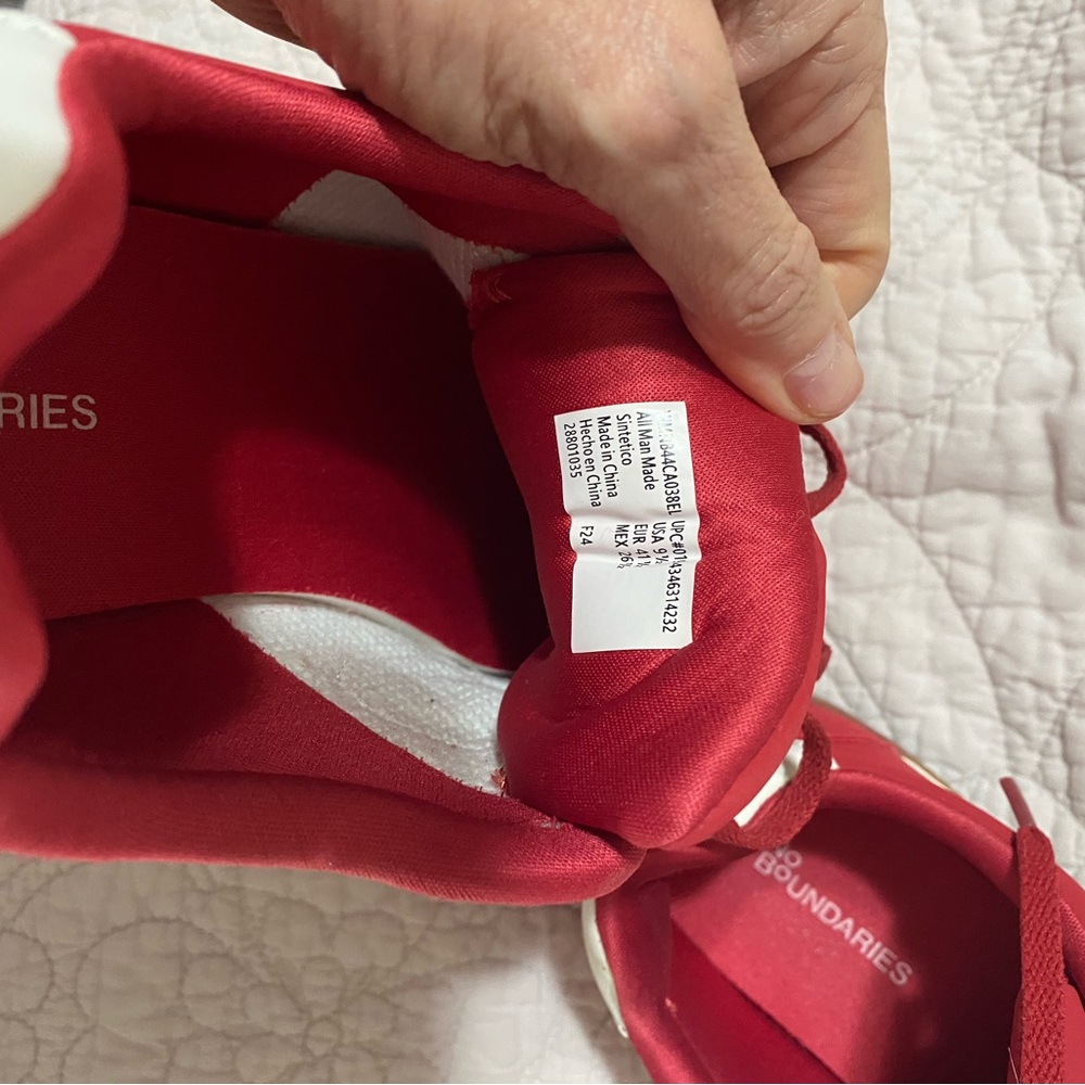 No Boundaries Red and White Athletic Sneakers - Picture 5 of 6
